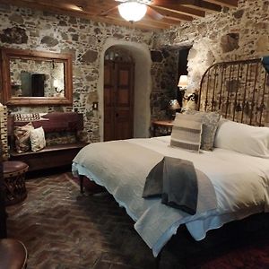 Hacienda Las Amantes